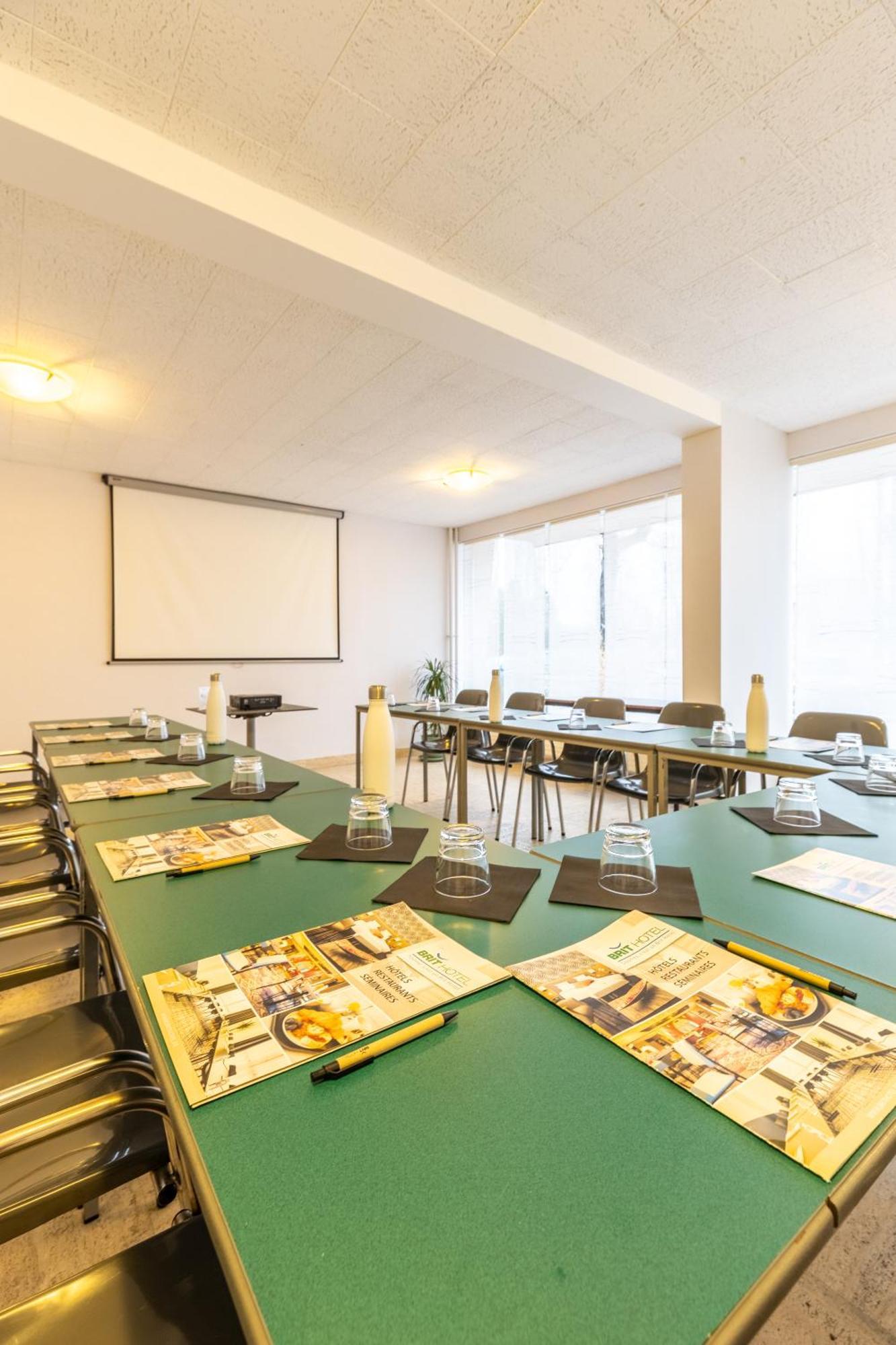 Brit Hotel Le Parc Vichy Bellerive-sur-Allier Εξωτερικό φωτογραφία